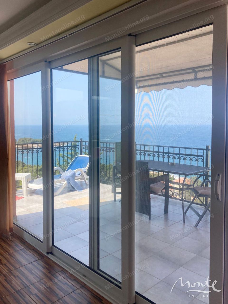 Отель, гостиница в Утехе, Черногория, 1 800 м² - фото 3