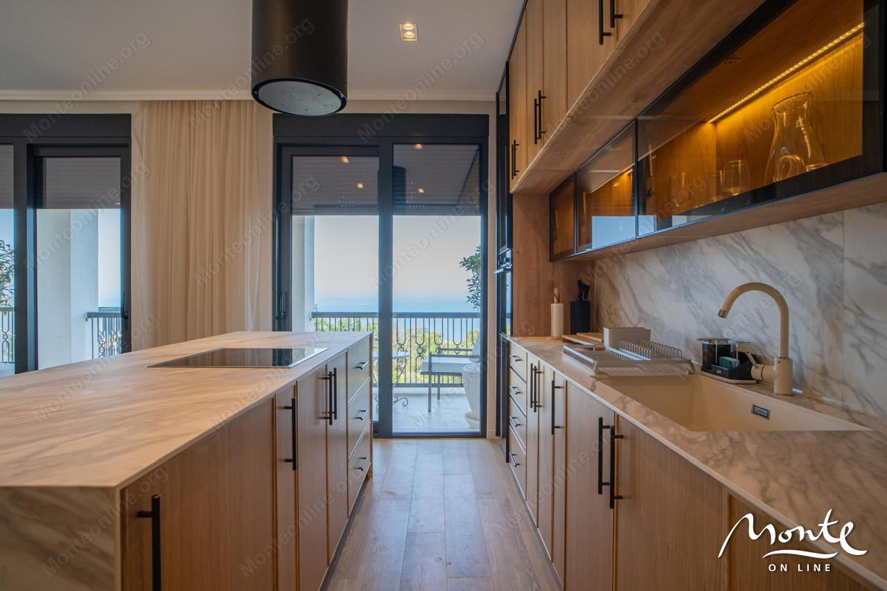 Вилла в Режевичах, Черногория, 650 м² - фото 4