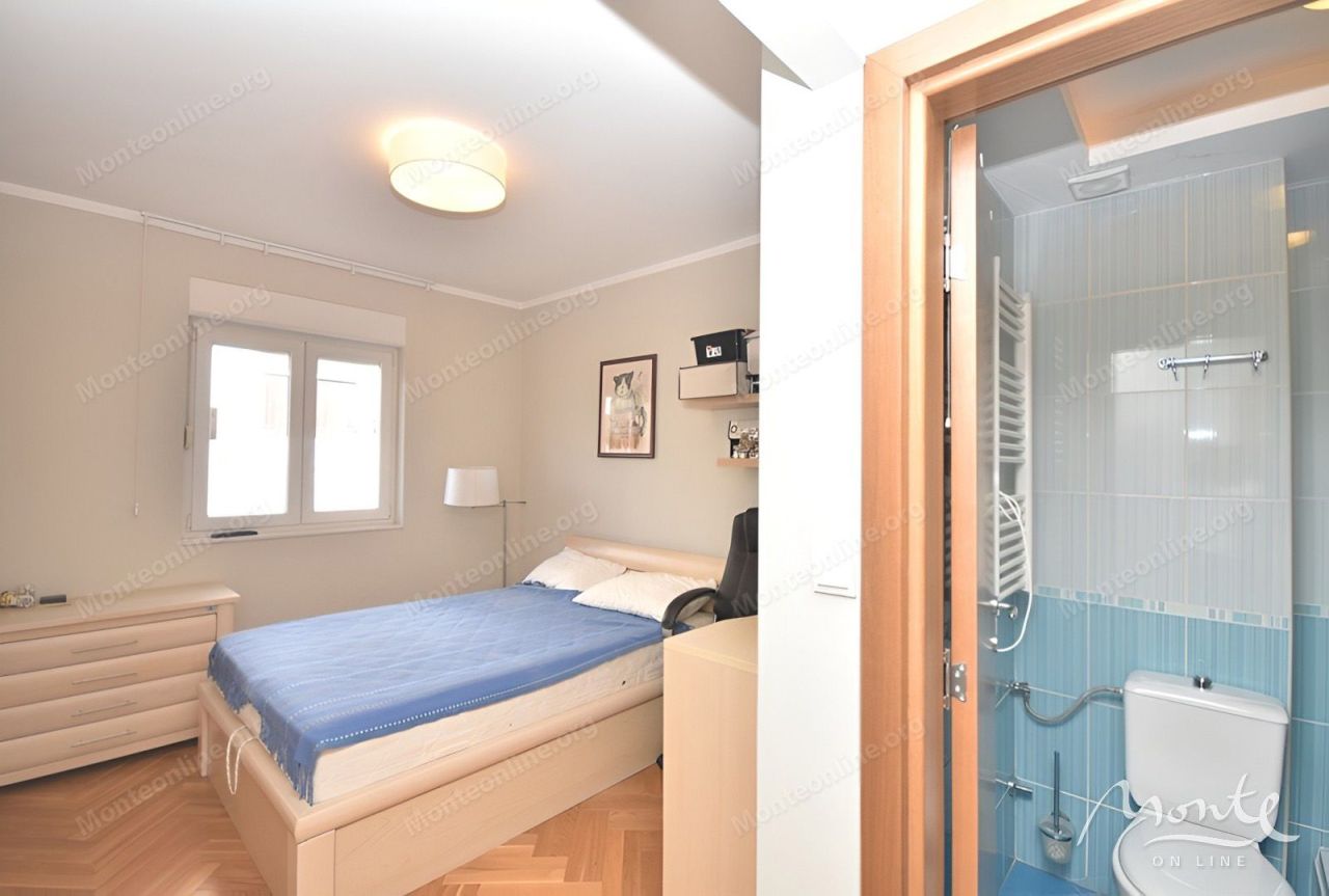 Апартаменты в Херцег-Нови, Черногория, 100 м² - фото 4