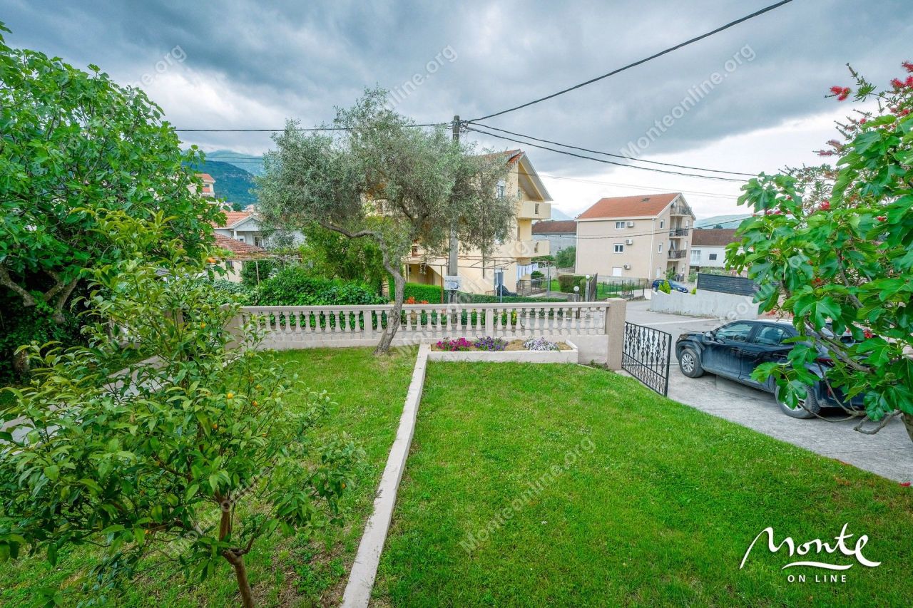 Вилла в Тивате, Черногория, 118 м² - фото 4