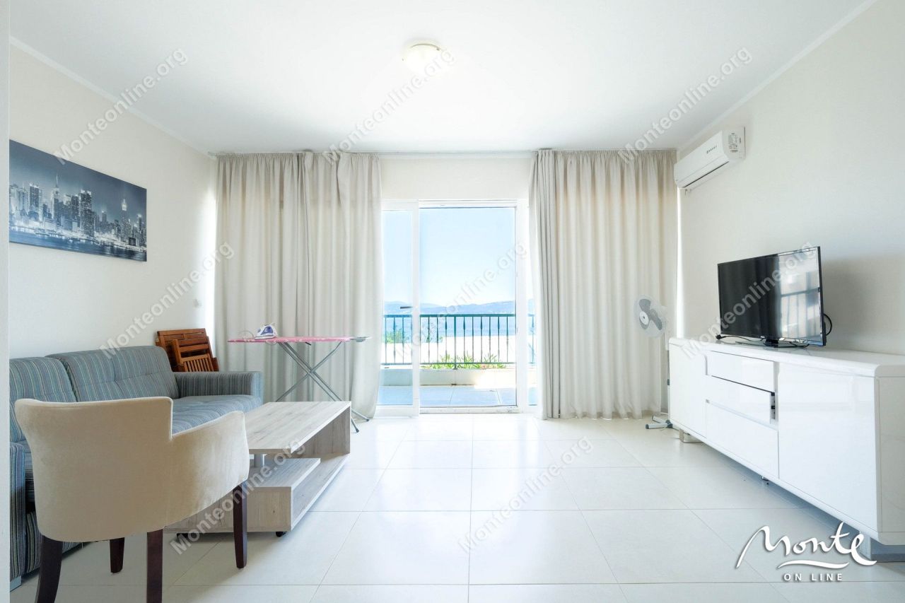 Апартаменты в Биеле, Черногория, 72 м² - фото 4