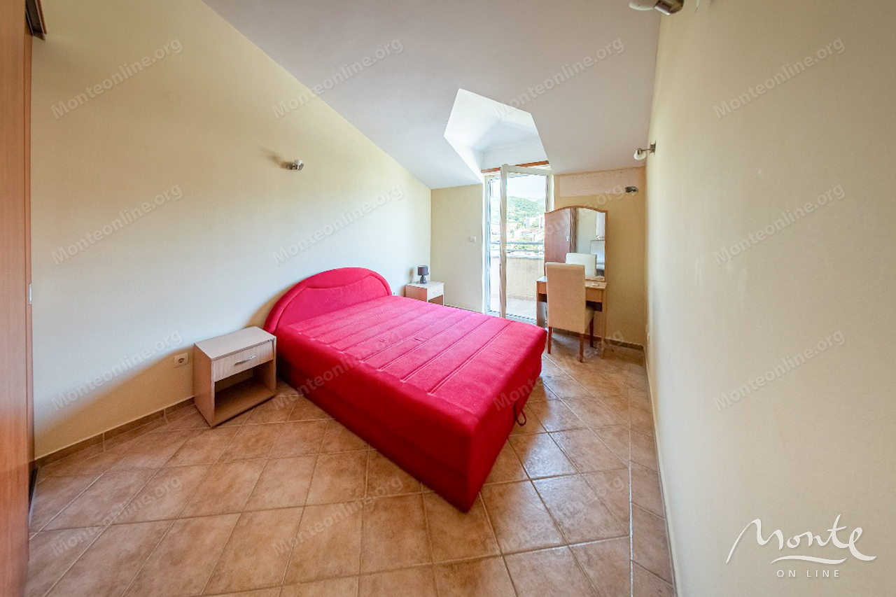 Апартаменты в Биеле, Черногория, 84 м² - фото 4