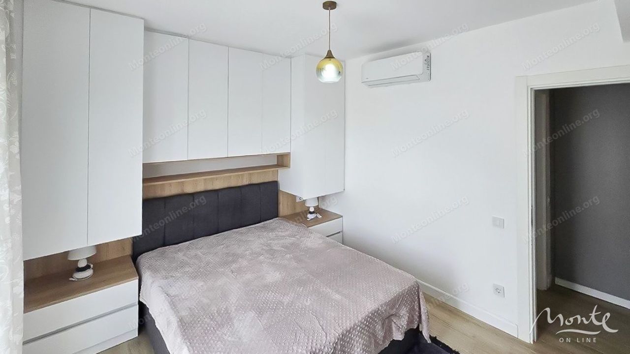 Апартаменты в Тивате, Черногория, 52 м² - фото 5