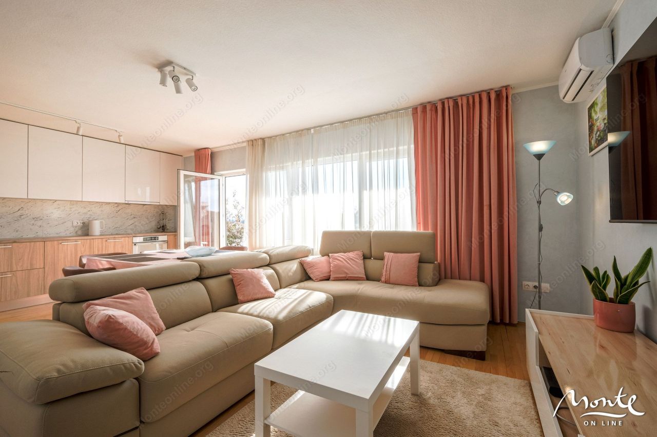 Апартаменты в Тивате, Черногория, 110 м² - фото 5