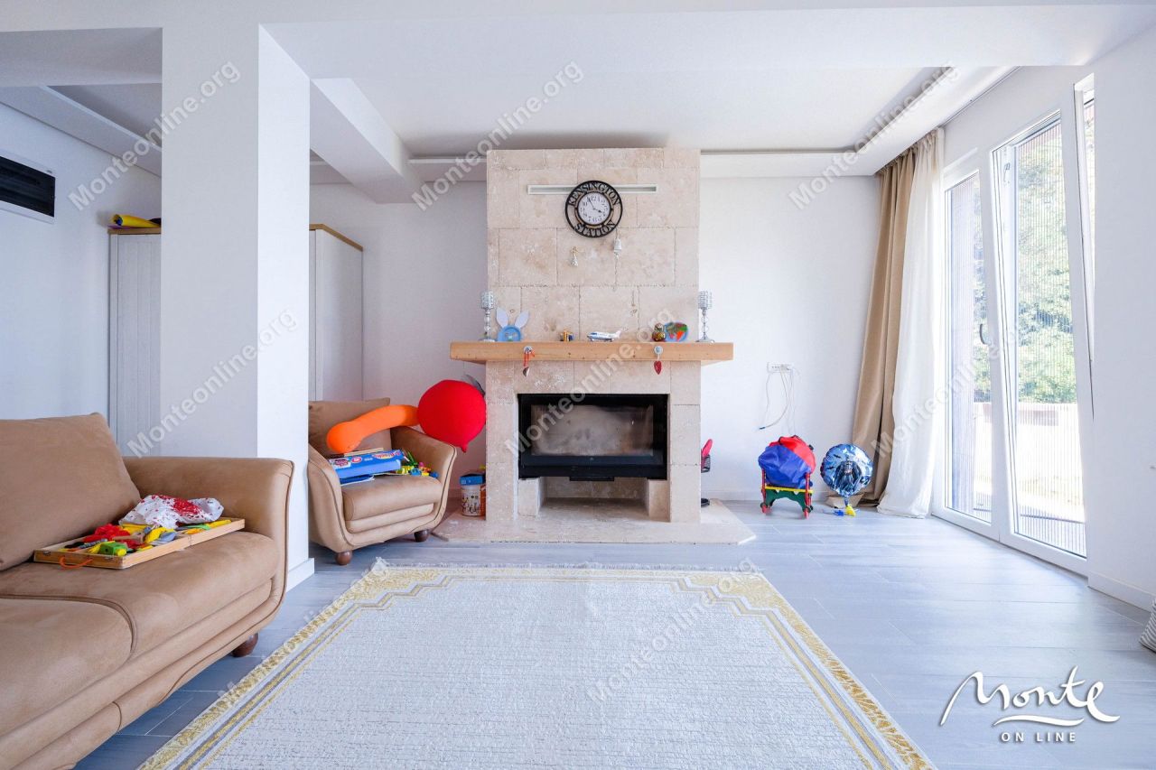 Вилла в Баошичах, Черногория, 270 м² - фото 5