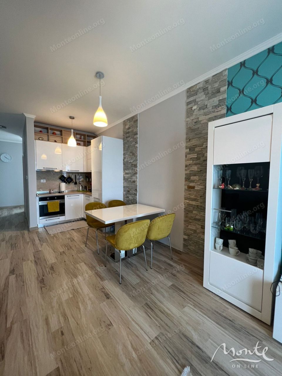 Апартаменты в Добра Воде, Черногория, 83 м² - фото 5