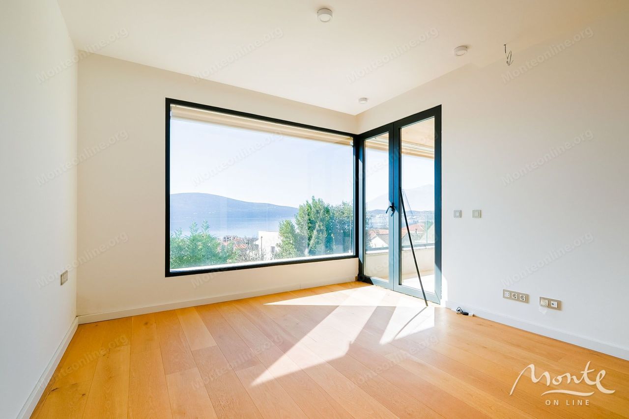 Апартаменты в Тивате, Черногория, 100 м² - фото 5