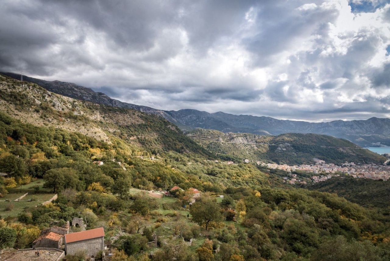 Земля в Будве, Черногория, 41 415 м² - фото 5