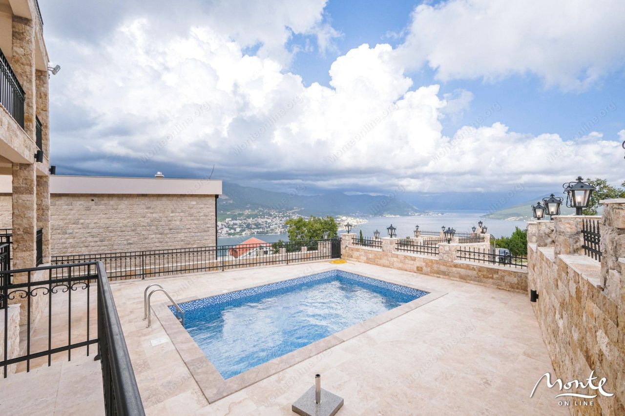 Вилла в Херцег-Нови, Черногория, 204 м² - фото 6