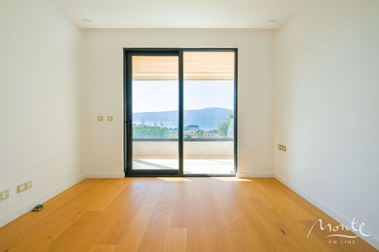 Апартаменты в Тивате, Черногория, 100 м² - фото 6