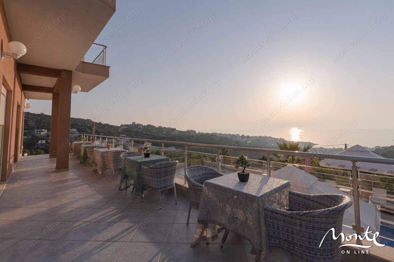 Отель, гостиница в Утехе, Черногория, 1 100 м² - фото 6