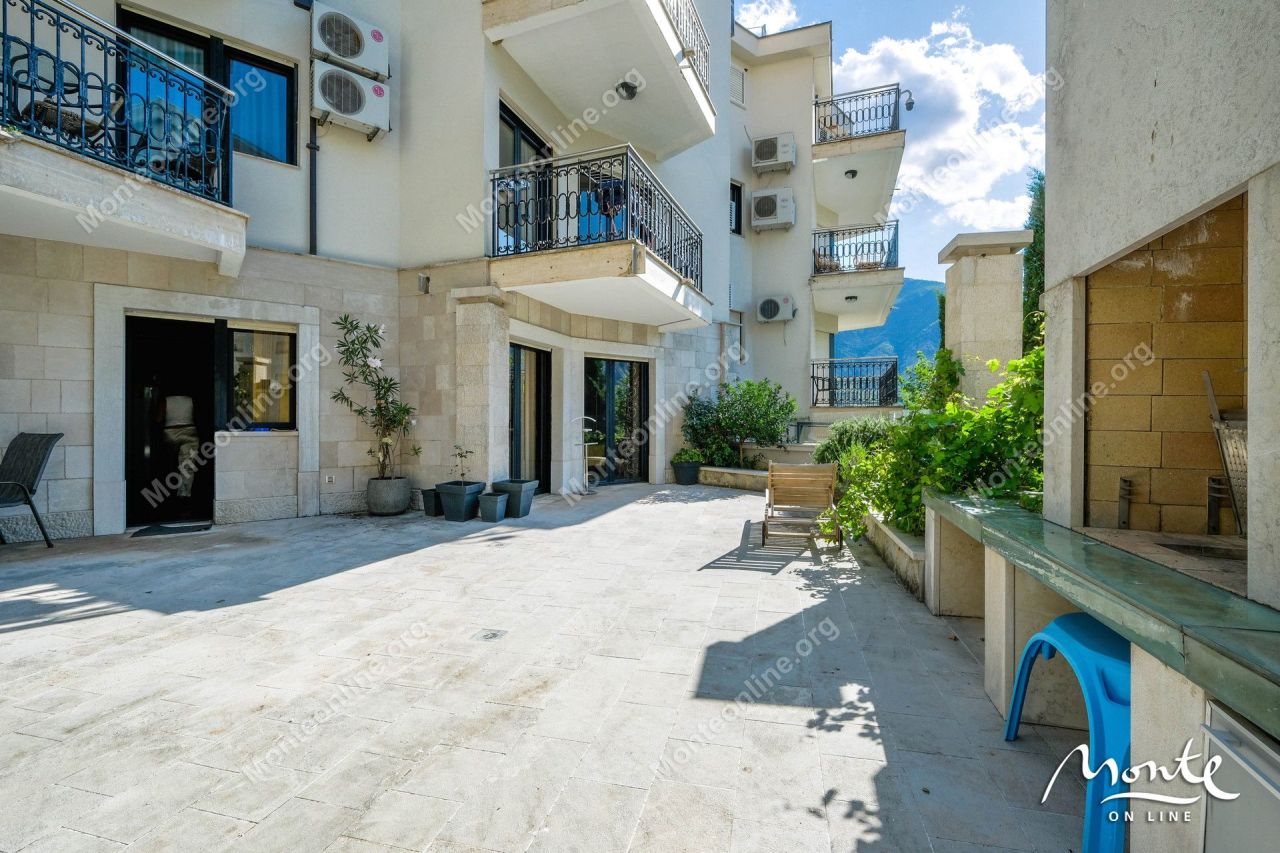 Апартаменты в Доброте, Черногория, 85 м² - фото 6