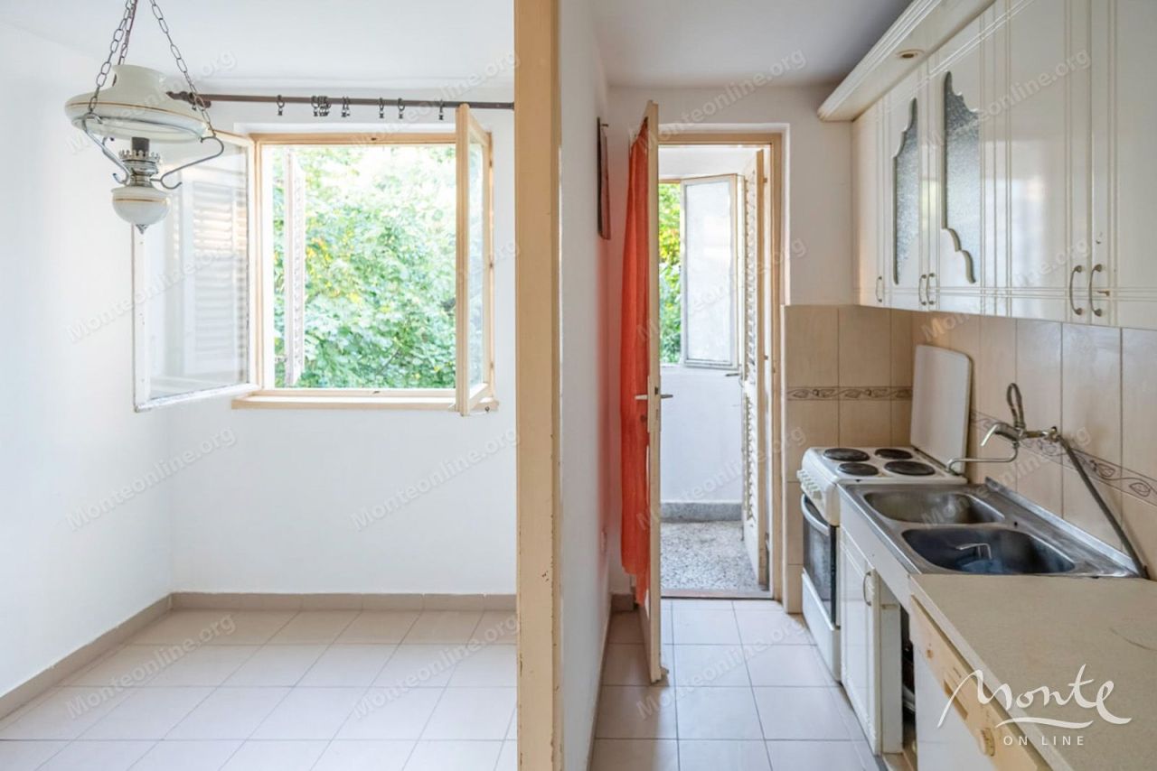 Апартаменты в Херцег-Нови, Черногория, 56 м² - фото 6