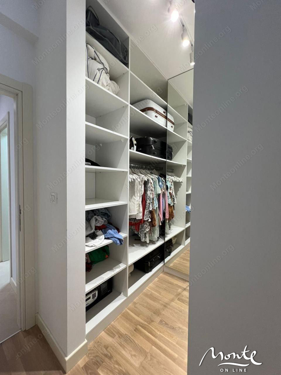 Апартаменты в Доброте, Черногория, 54 м² - фото 6