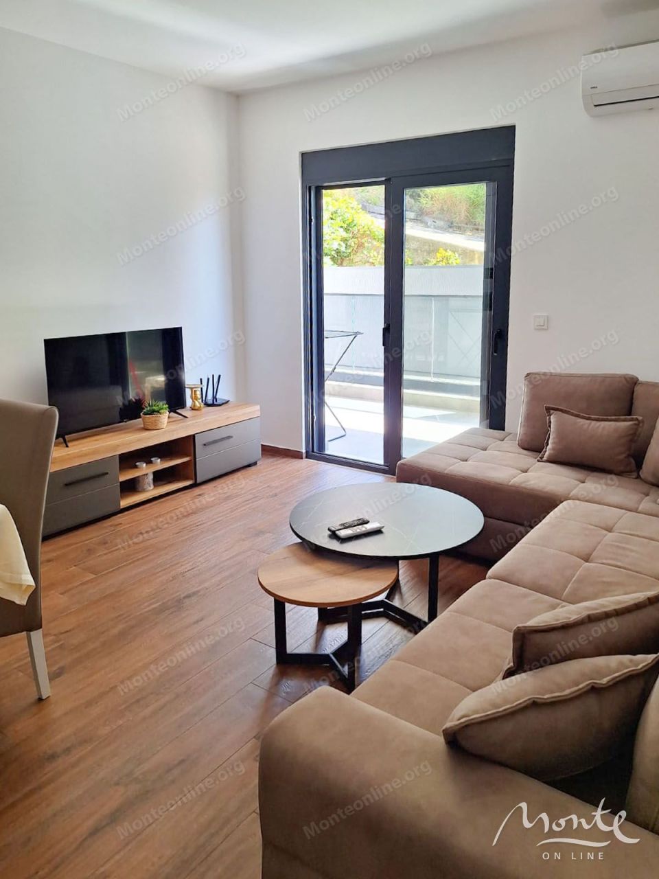 Апартаменты в Добра Воде, Черногория, 67 м² - фото 6