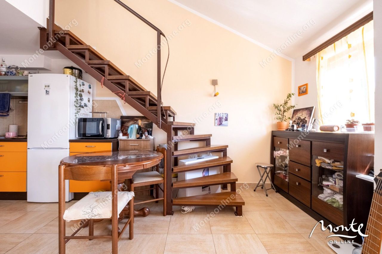 Апартаменты в Каменари, Черногория, 72 м² - фото 6