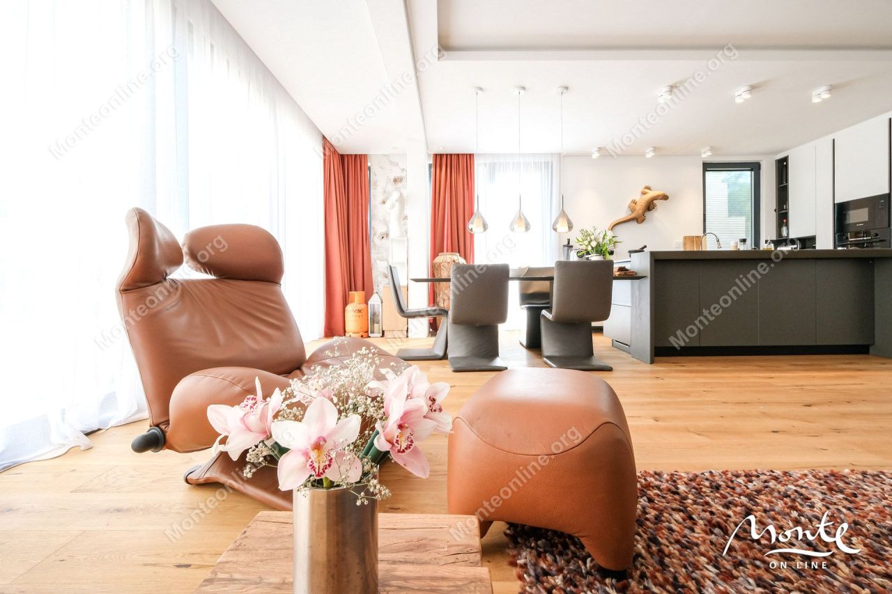 Вилла в Ластве, Черногория, 162 м² - фото 7