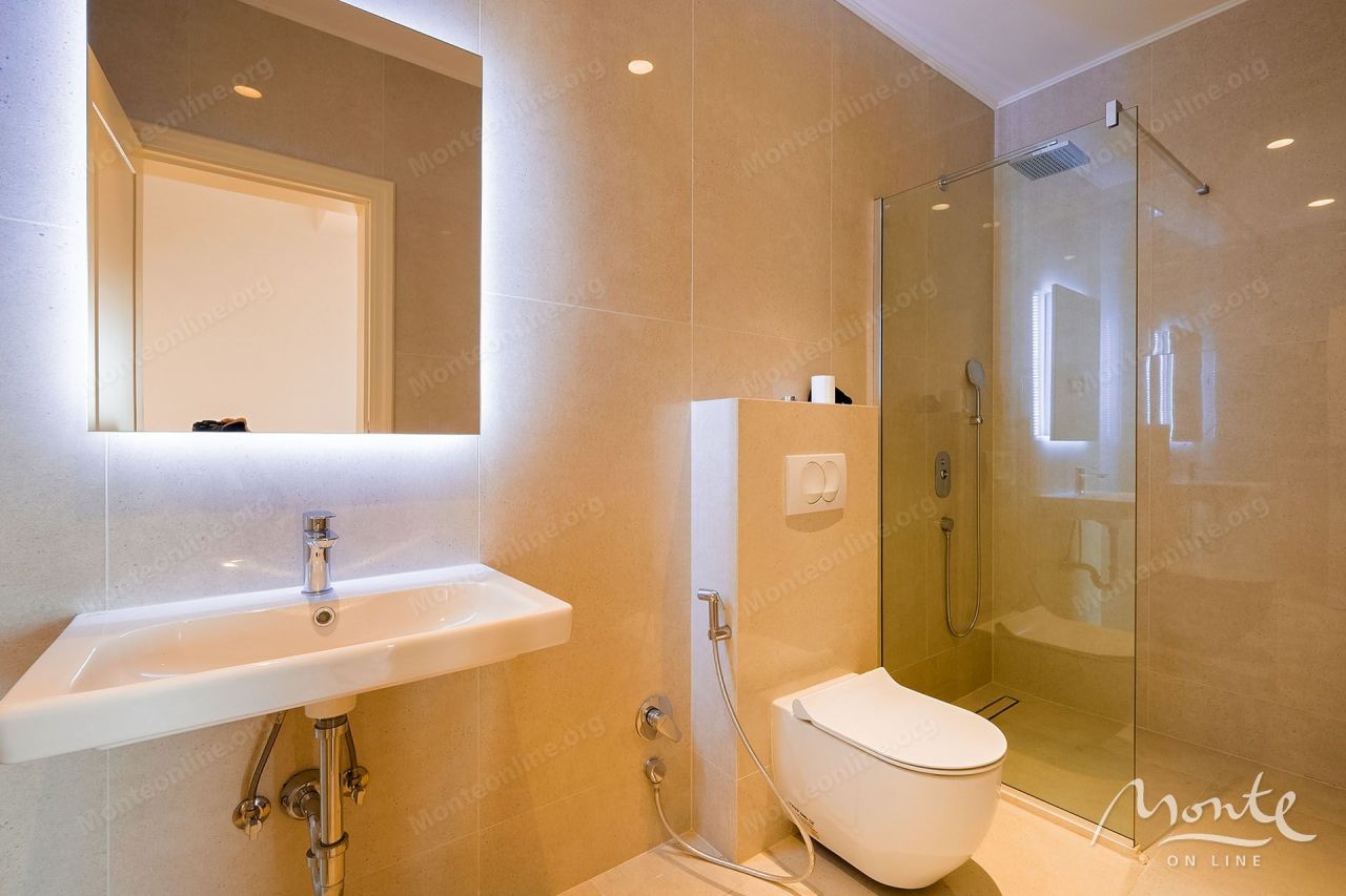 Апартаменты в Тивате, Черногория, 100 м² - фото 8