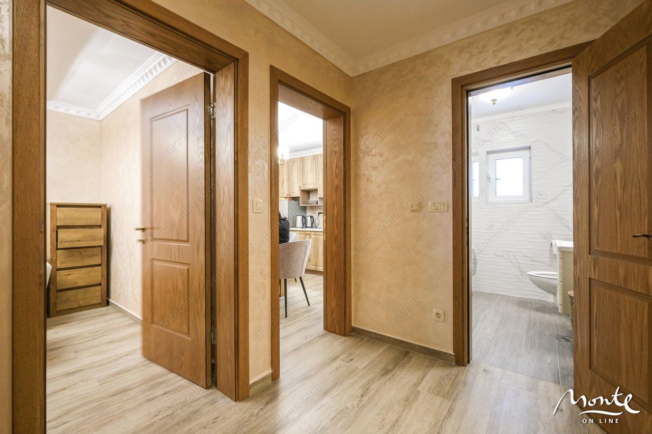 Вилла в Херцег-Нови, Черногория, 204 м² - фото 8