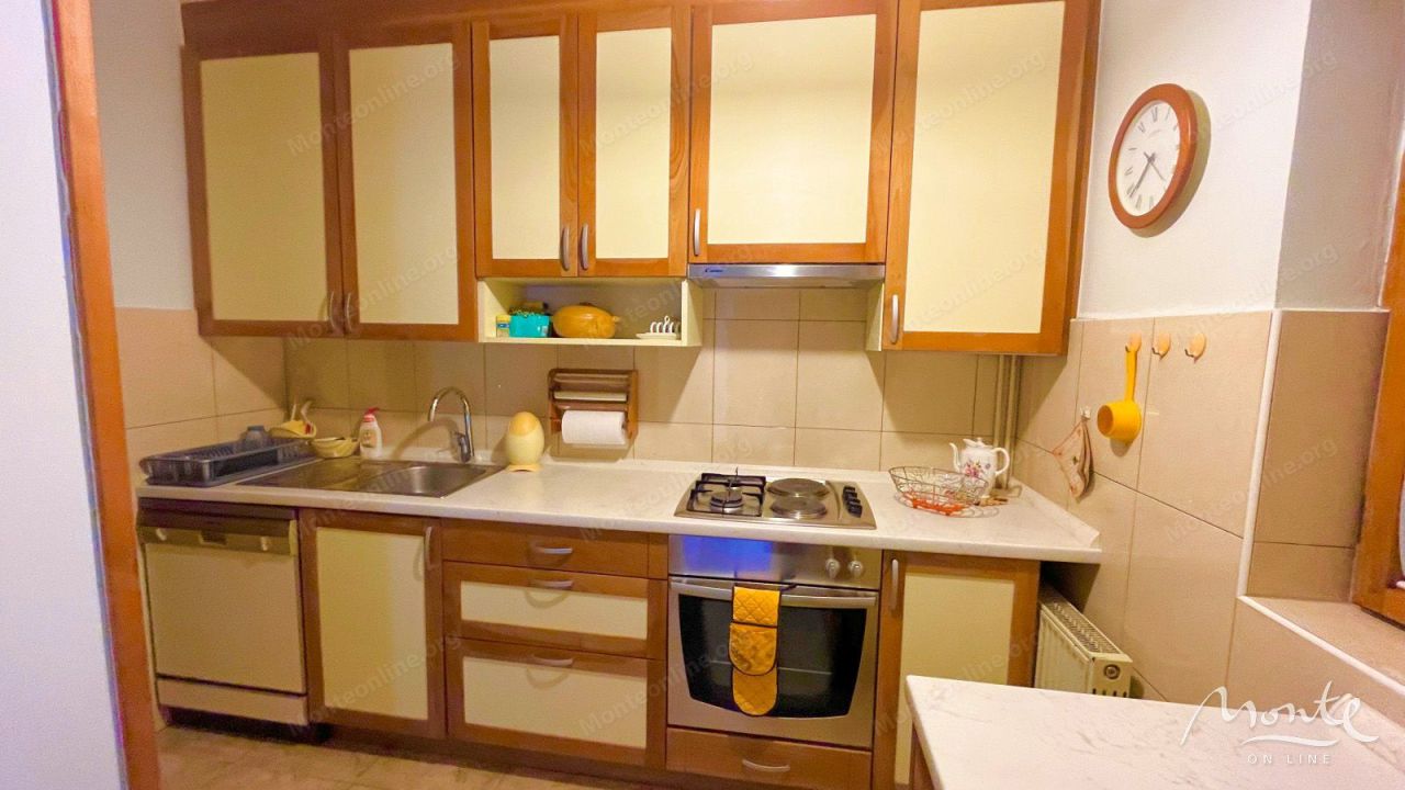 Вилла в Каменари, Черногория, 205 м² - фото 8