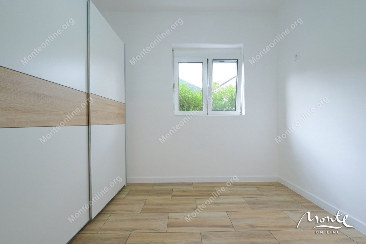 Вилла в Тивате, Черногория, 118 м² - фото 8