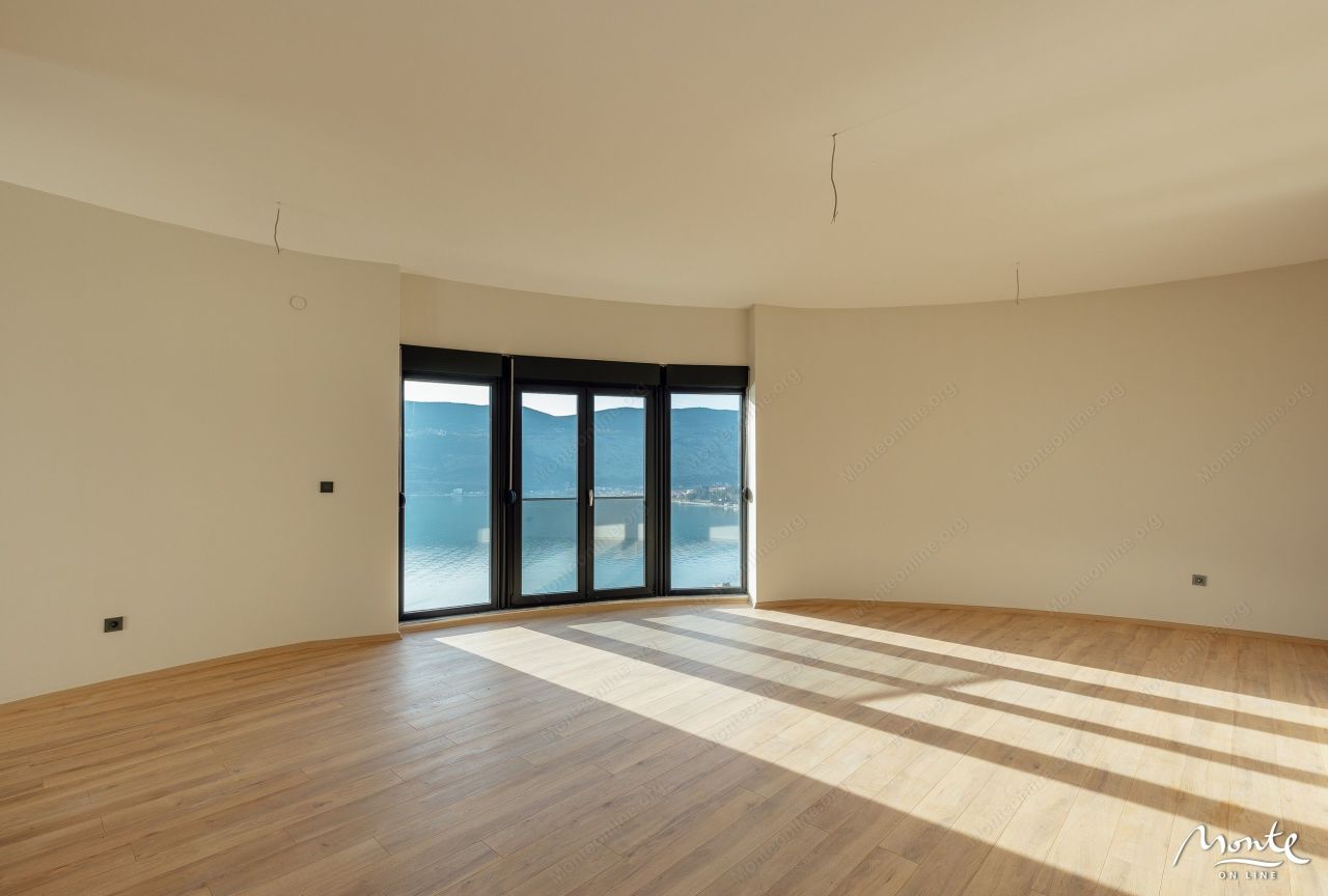 Апартаменты в Херцег-Нови, Черногория, 122 м² - фото 8