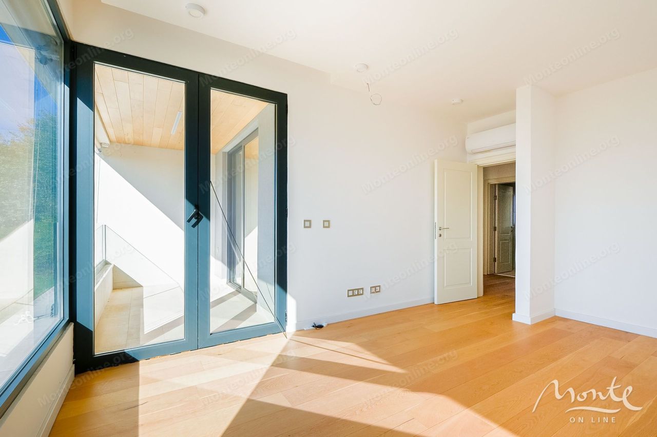 Апартаменты в Тивате, Черногория, 100 м² - фото 9