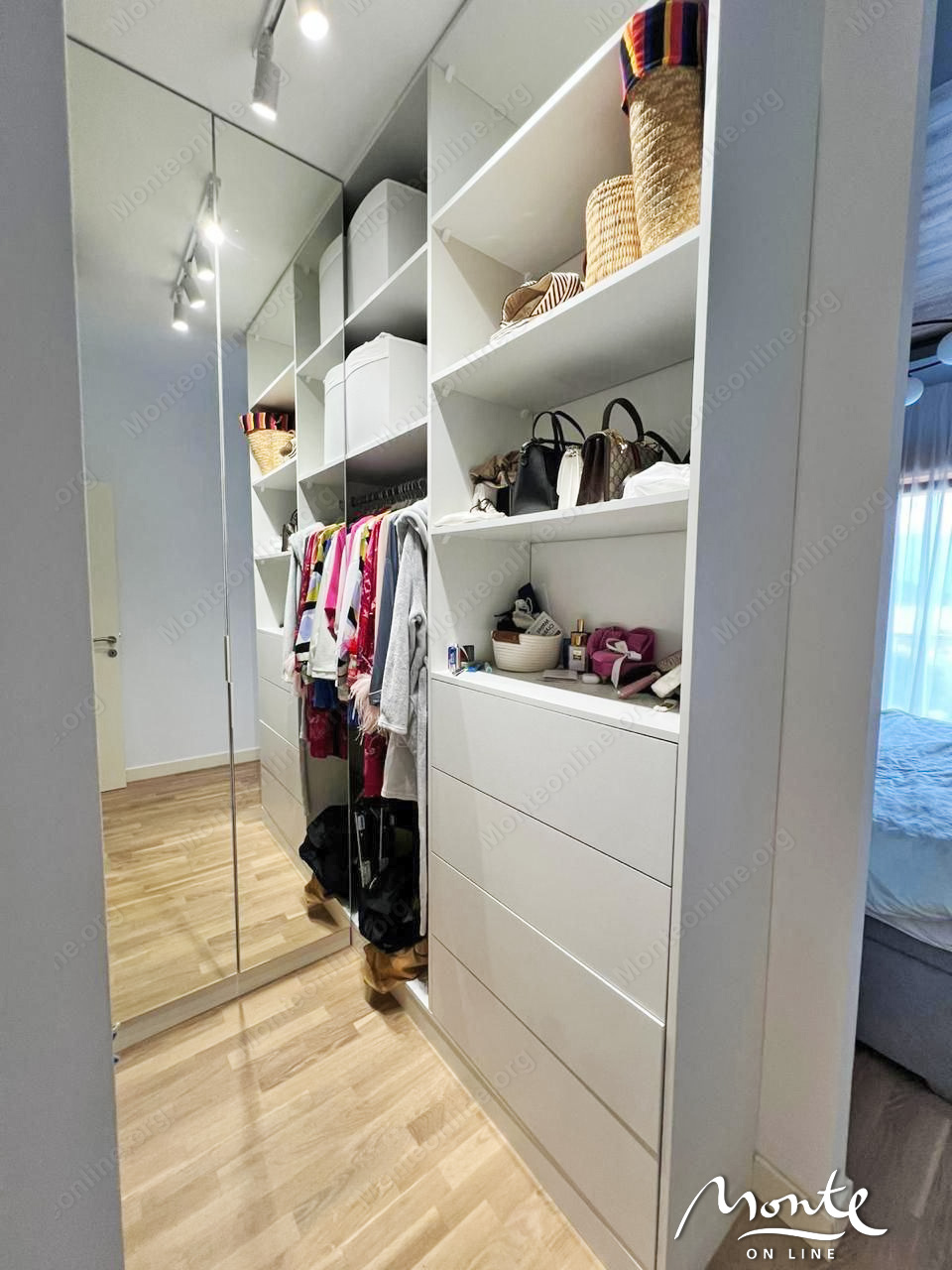 Апартаменты в Доброте, Черногория, 54 м² - фото 10