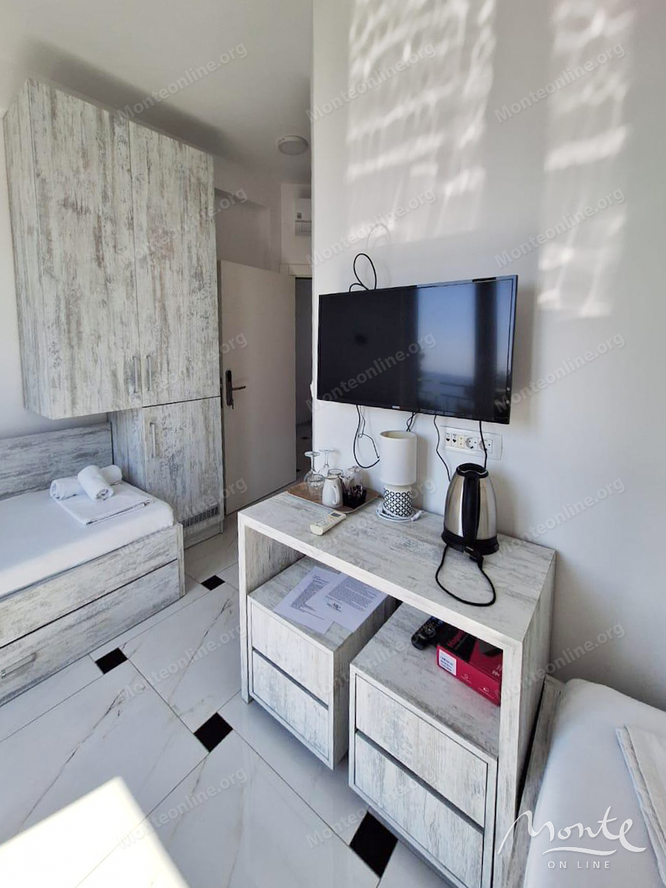 Отель, гостиница в Баре, Черногория, 735 м² - фото 10