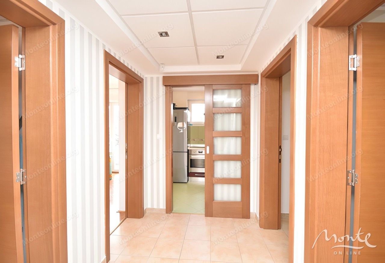 Апартаменты в Херцег-Нови, Черногория, 100 м² - фото 10