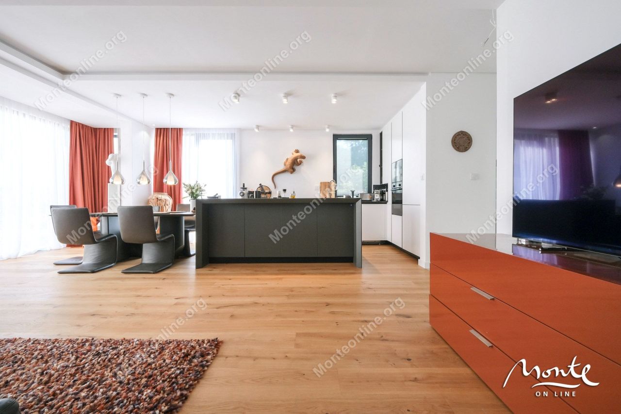 Вилла в Ластве, Черногория, 162 м² - фото 11