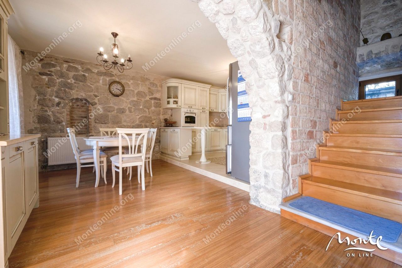 Вилла в Ораховаце, Черногория, 500 м² - фото 11