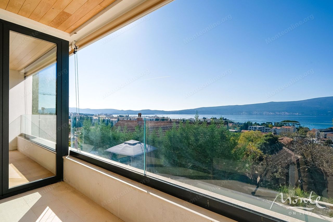 Апартаменты в Тивате, Черногория, 100 м² - фото 11