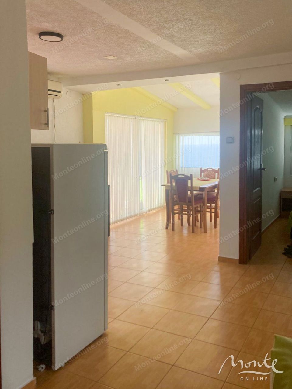 Отель, гостиница в Утехе, Черногория, 1 800 м² - фото 12