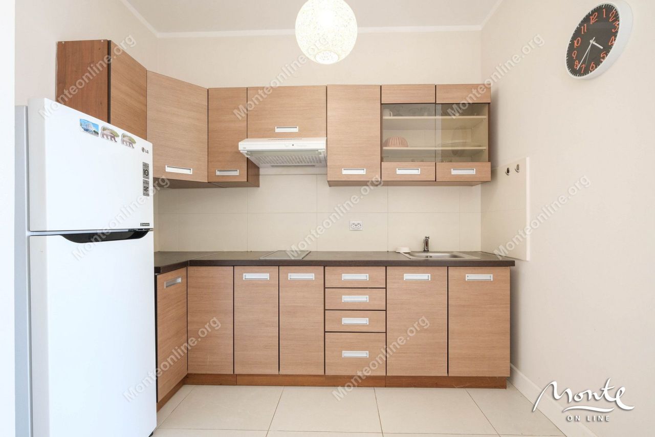 Апартаменты в Биеле, Черногория, 72 м² - фото 12