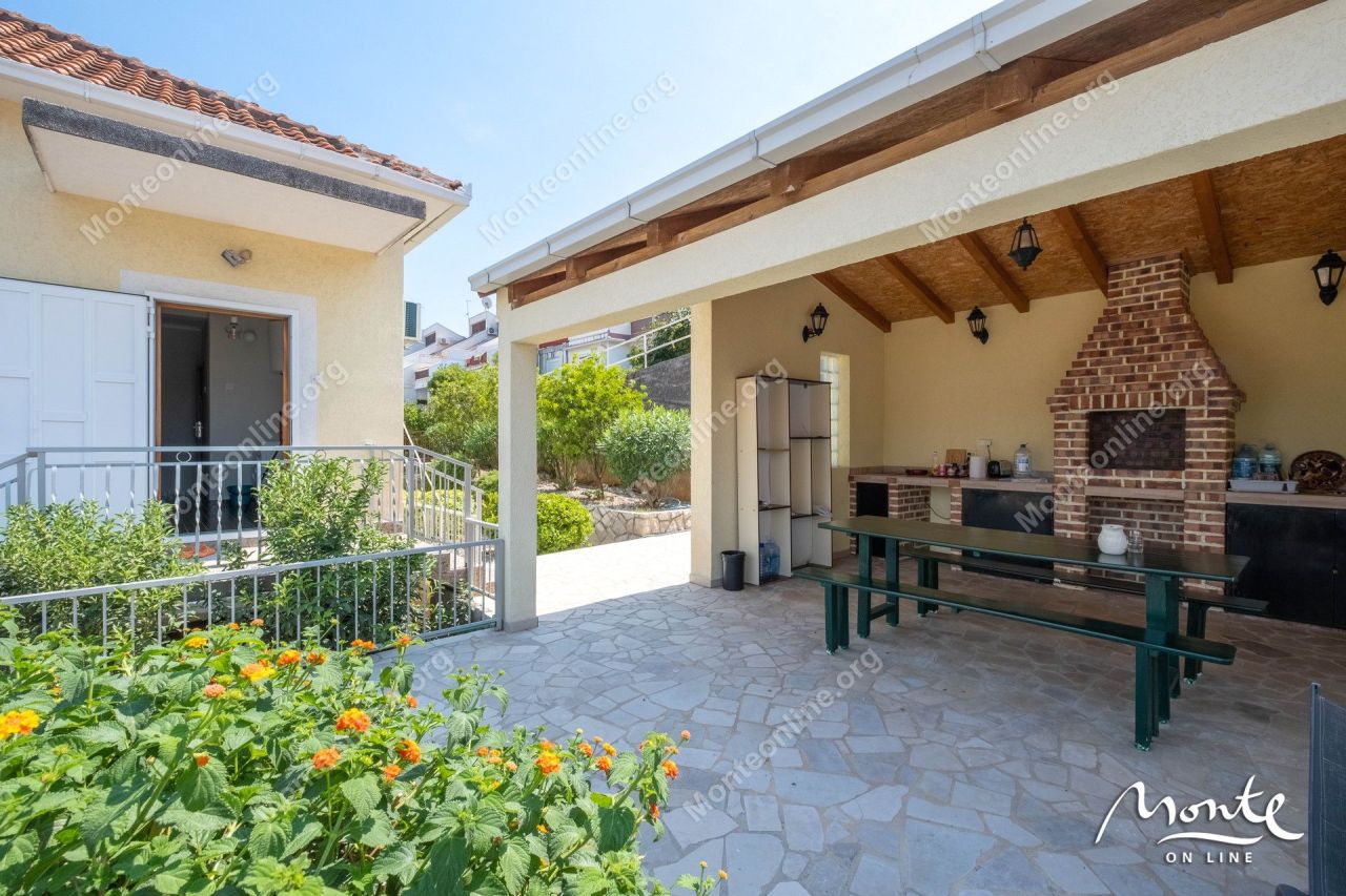 Вилла в Крашичах, Черногория, 147 м² - фото 12