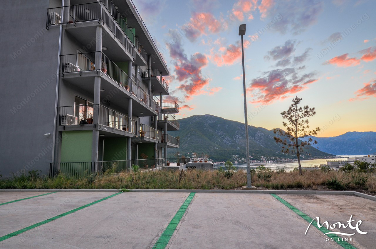 Апартаменты в Доброте, Черногория, 75 м² - фото 12