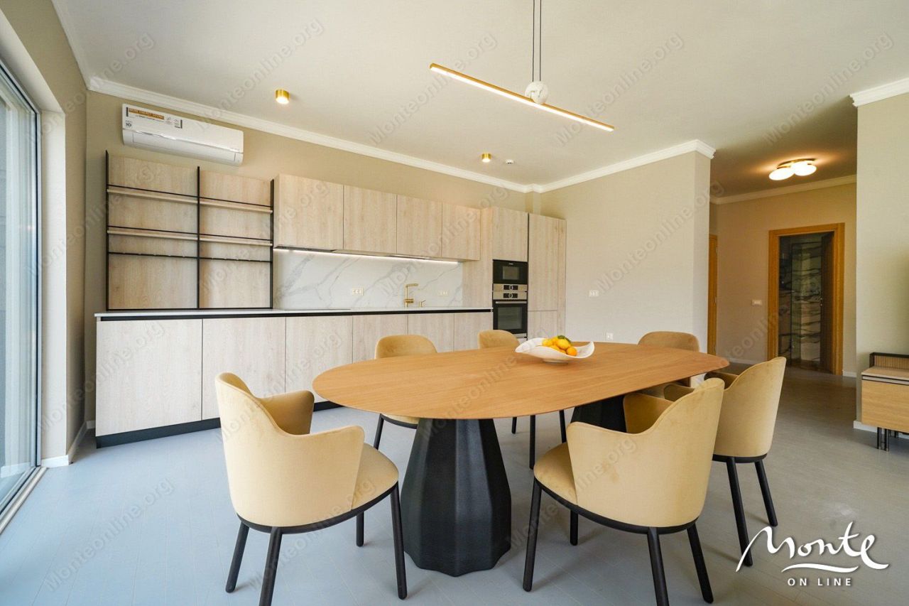 Апартаменты в Доброте, Черногория, 158 м² - фото 12