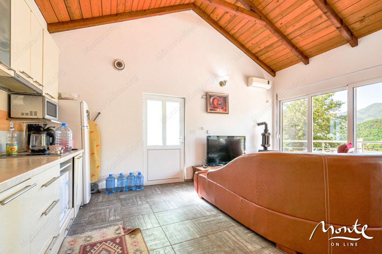 Вилла в Лепетани, Черногория, 110 м² - фото 14