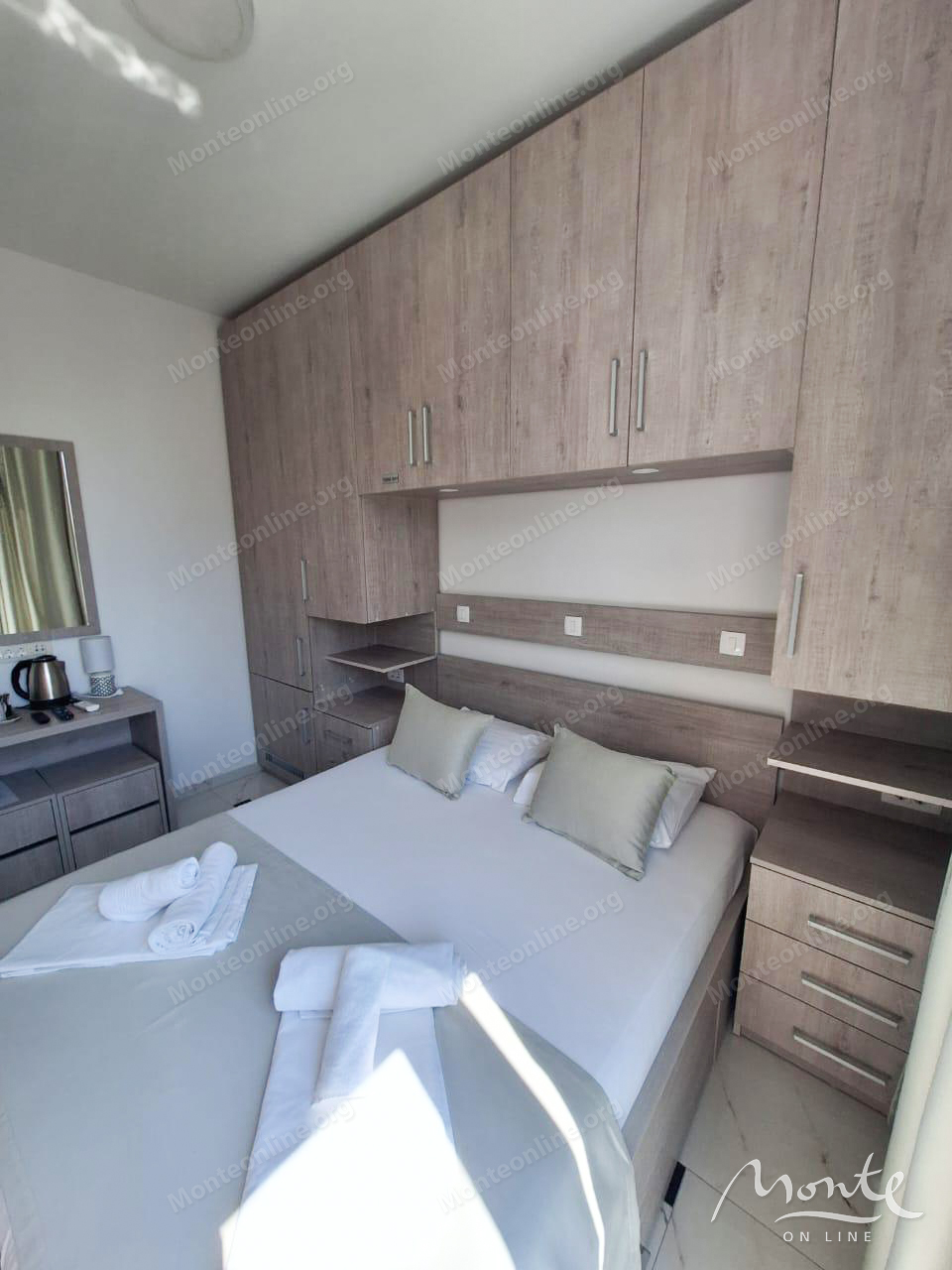 Отель, гостиница в Баре, Черногория, 735 м² - фото 14