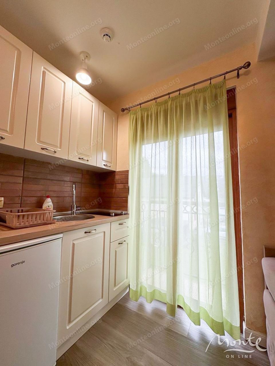 Отель, гостиница в Колашине, Черногория, 192 м² - фото 15