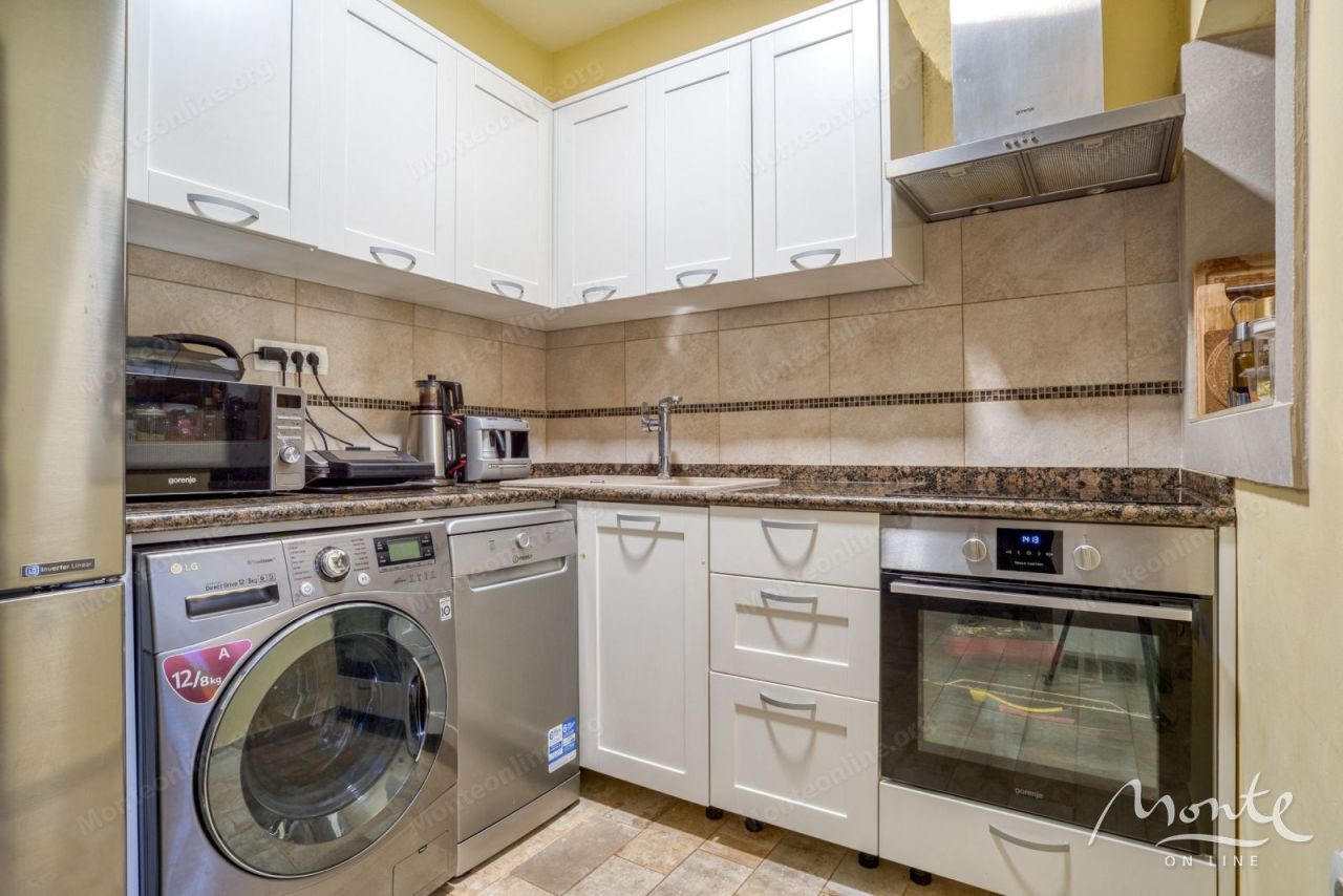 Вилла в Прчани, Черногория, 112 м² - фото 15