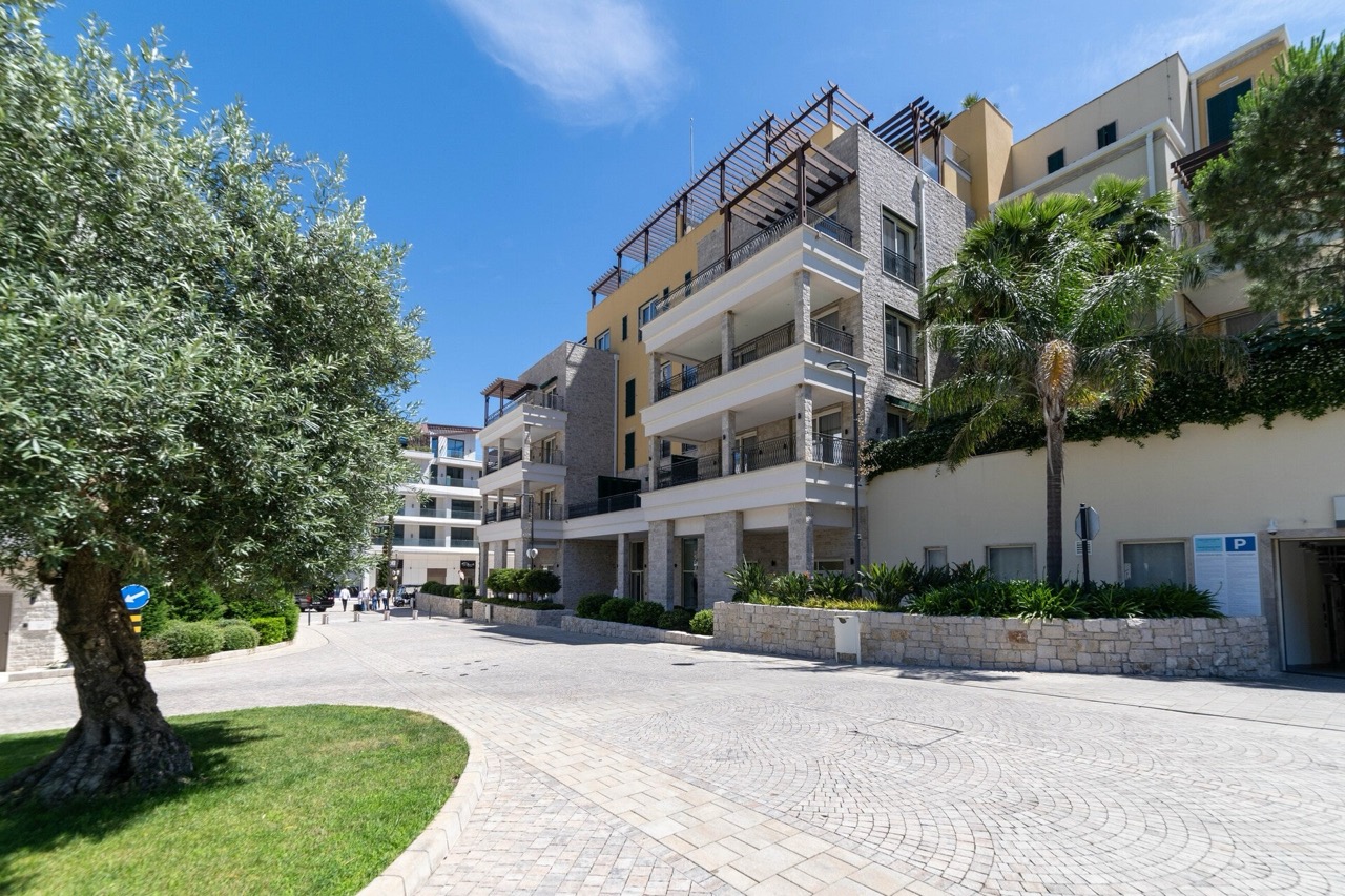 Апартаменты в Херцег-Нови, Черногория, 88 м² - фото 16