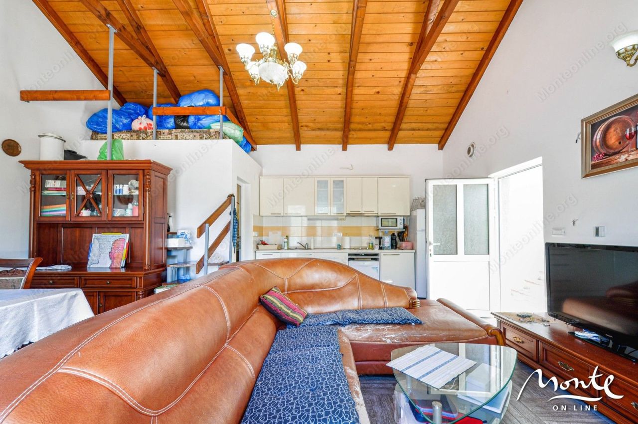 Вилла в Лепетани, Черногория, 110 м² - фото 16