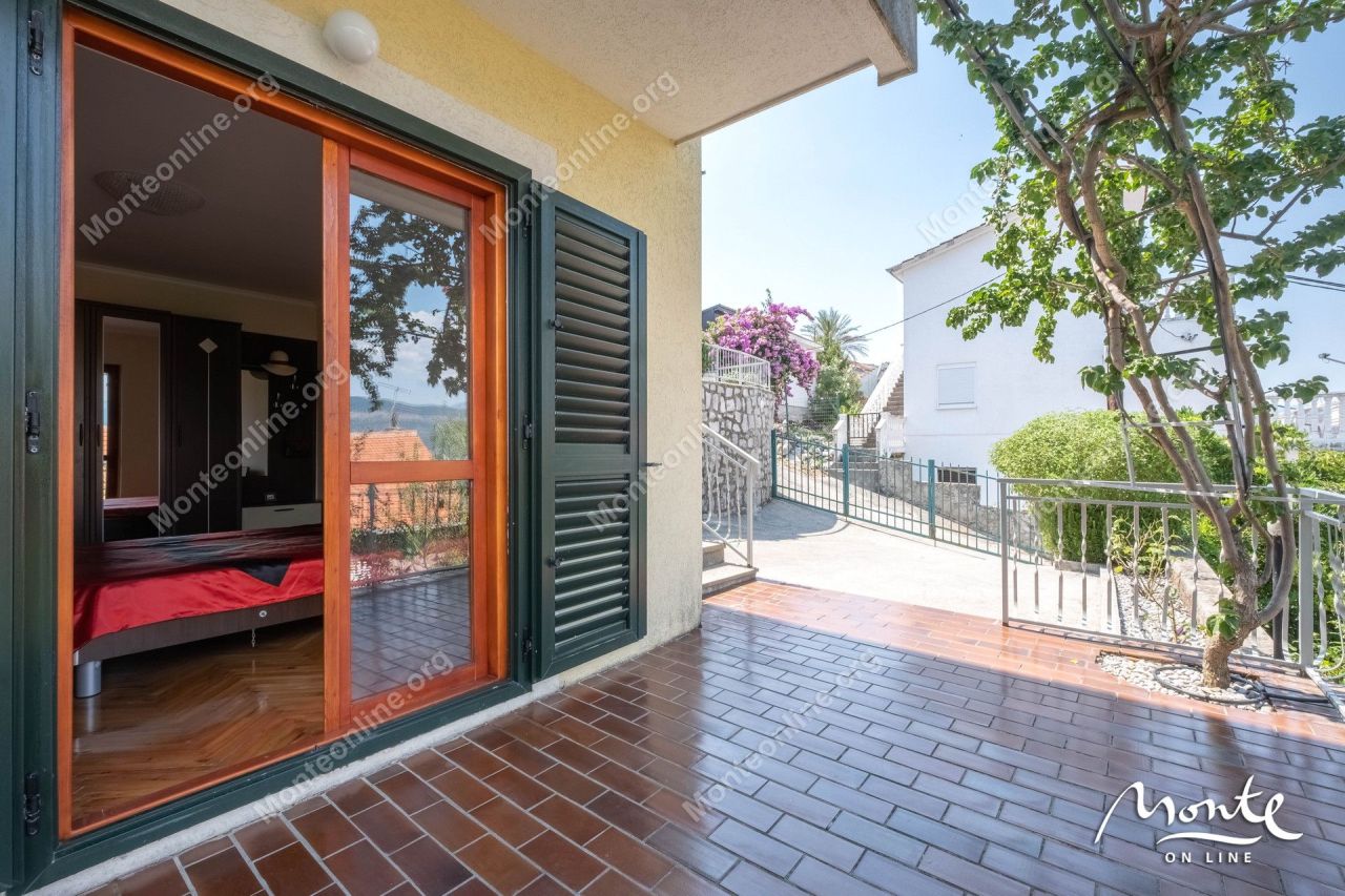 Вилла в Крашичах, Черногория, 147 м² - фото 16