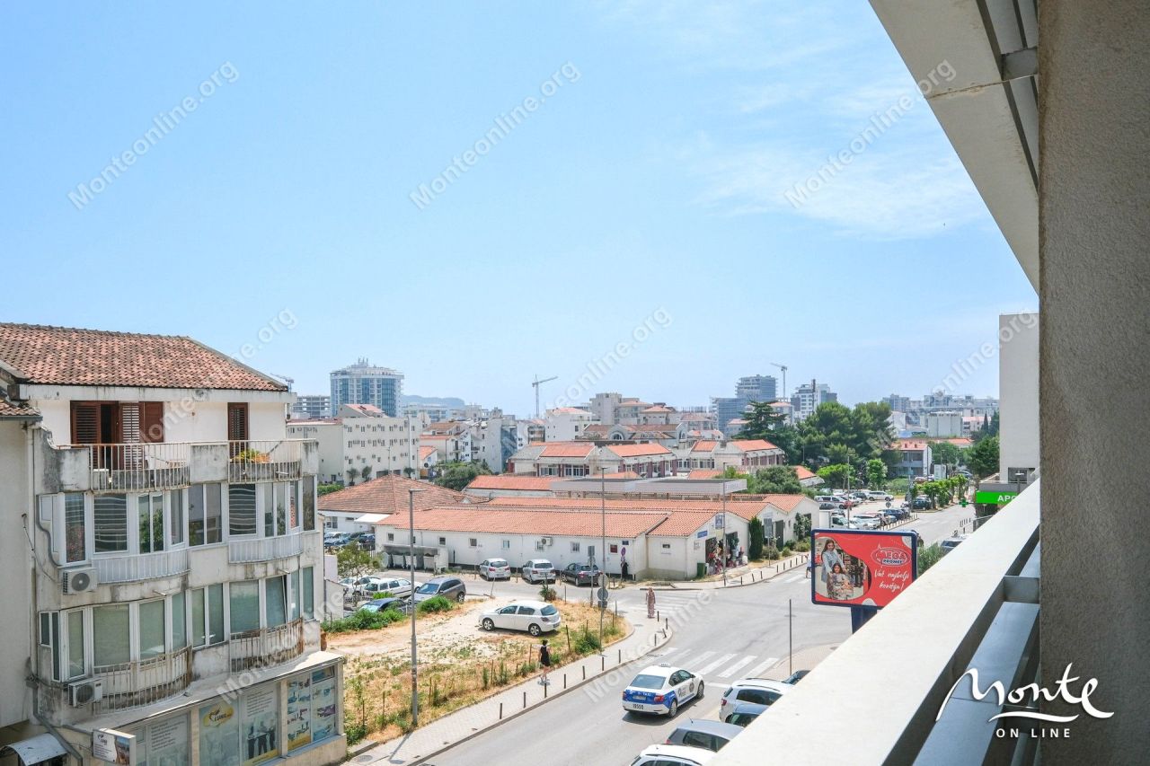 Апартаменты в Будве, Черногория, 85 м² - фото 16