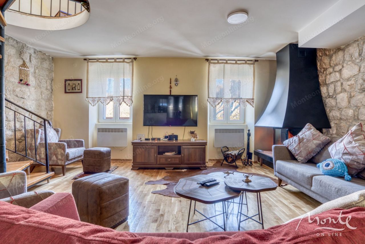 Вилла в Прчани, Черногория, 112 м² - фото 17