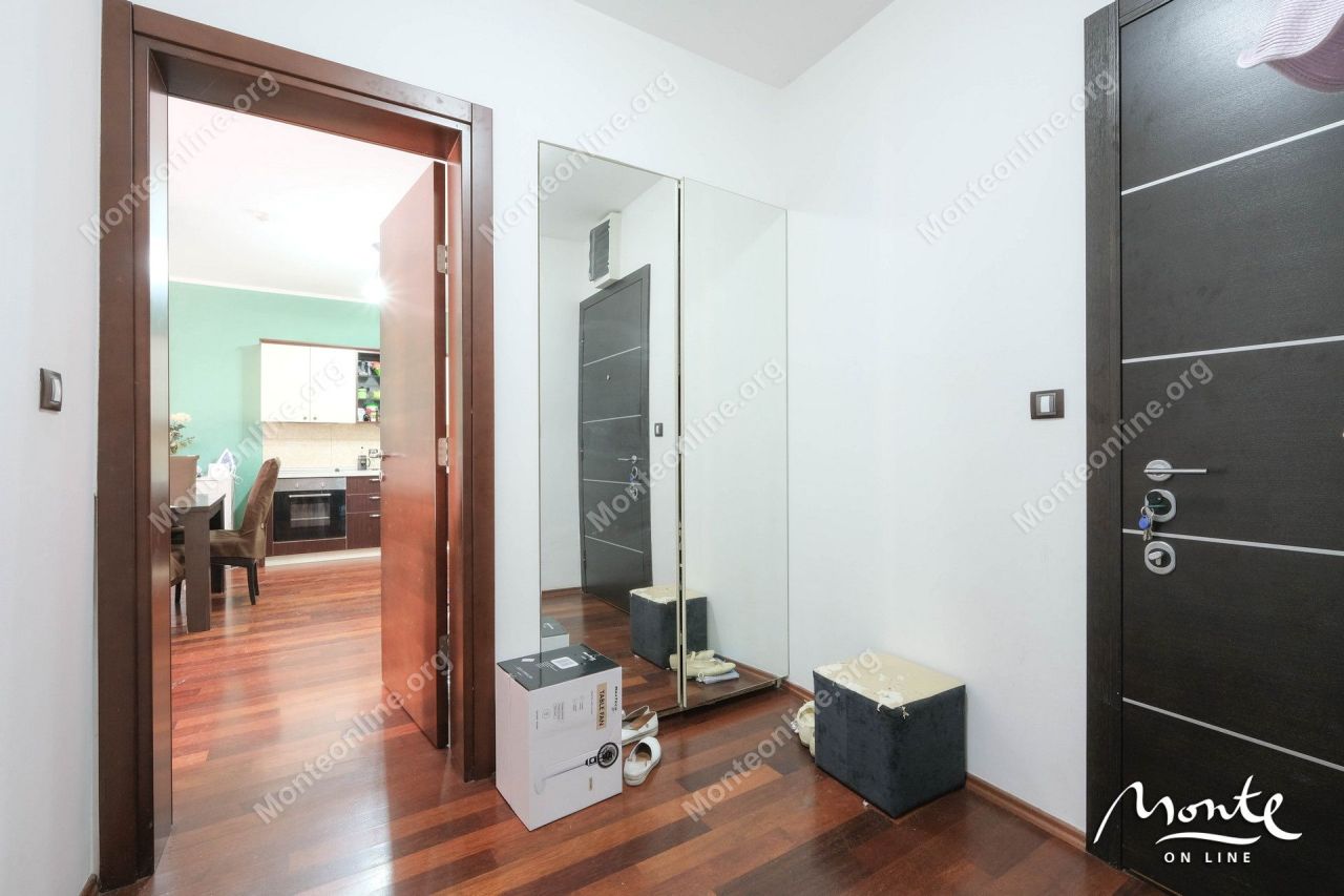 Апартаменты в Доброте, Черногория, 85 м² - фото 17