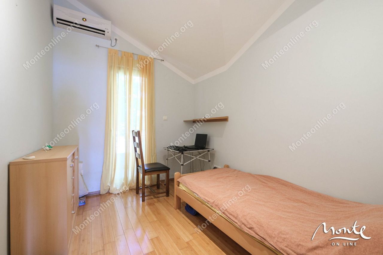 Апартаменты в Рисане, Черногория, 130 м² - фото 17