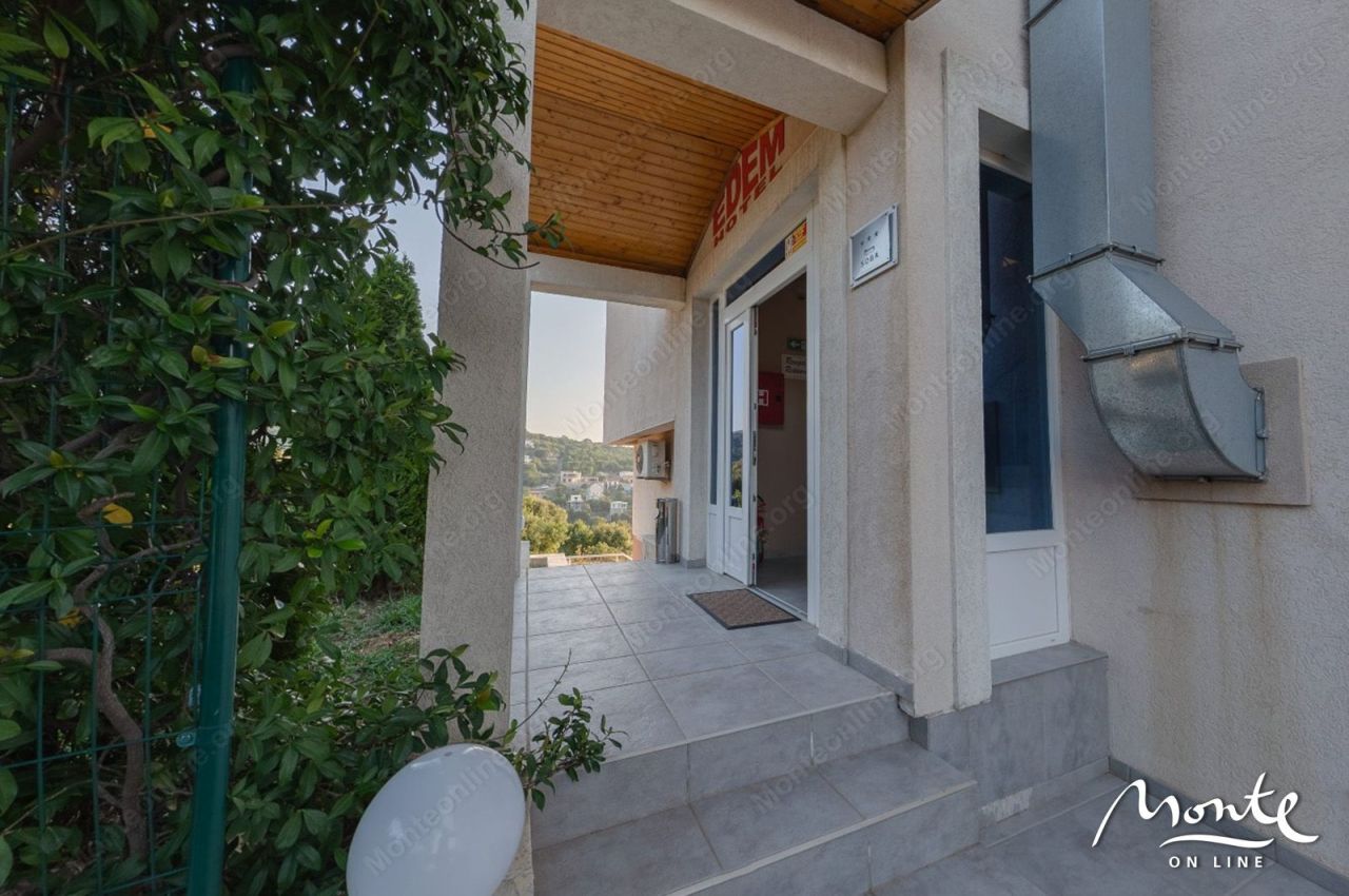 Отель, гостиница в Утехе, Черногория, 1 100 м² - фото 17